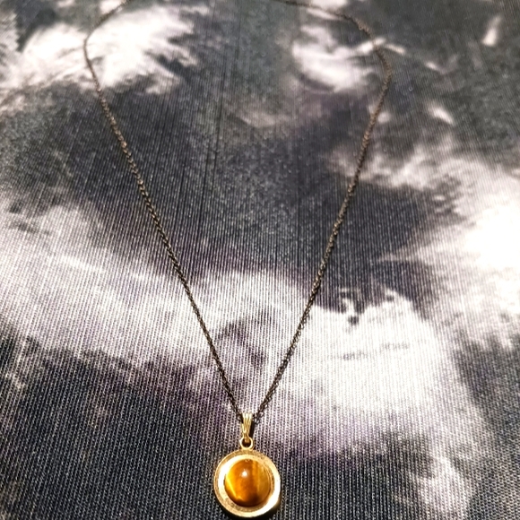 LaMode Tigers Eye Necklace - Picture 2 of 6